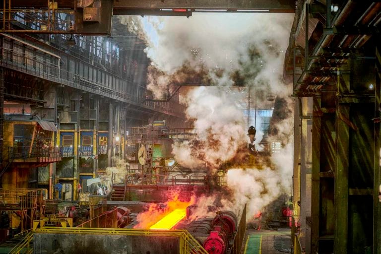 la beaute de lindustrie des hauts fourneaux
